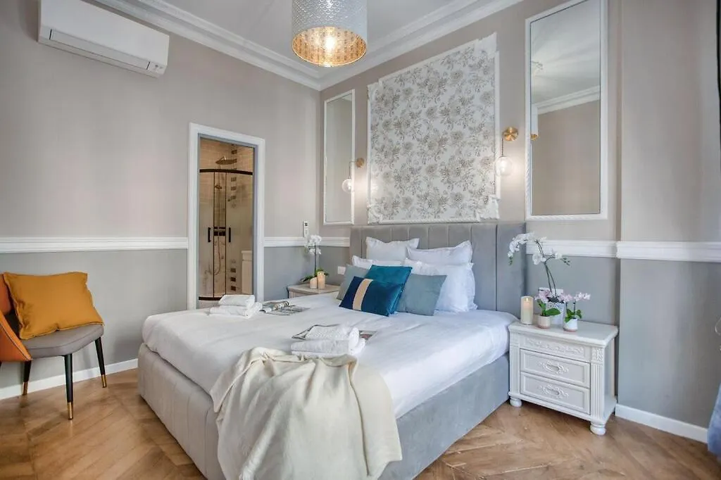 Apartment Charmant 160M² 6Ch-Haussmannien Climatise & Ascens Paris